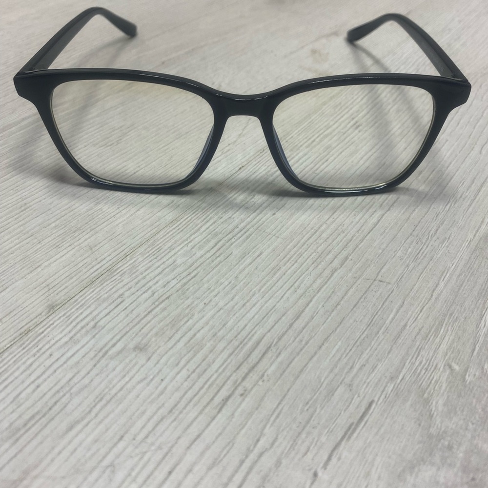 Elegant Black Blue Light Women's Eyewear